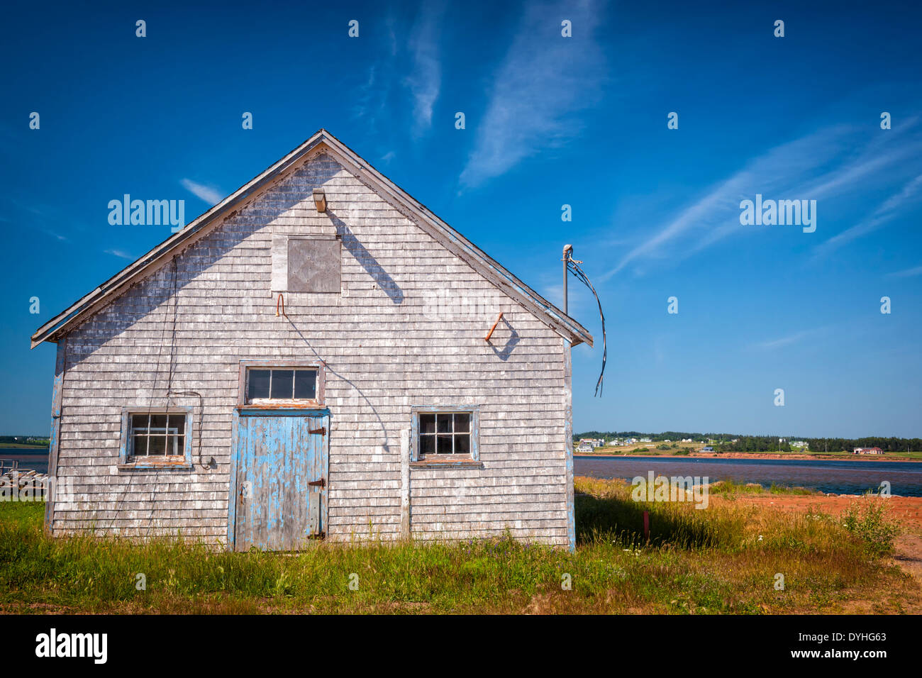 Vieux bâtiment sur la rive de l'Atlantique dans la région de North Rustico, Prince Edward Island, Canada. Banque D'Images