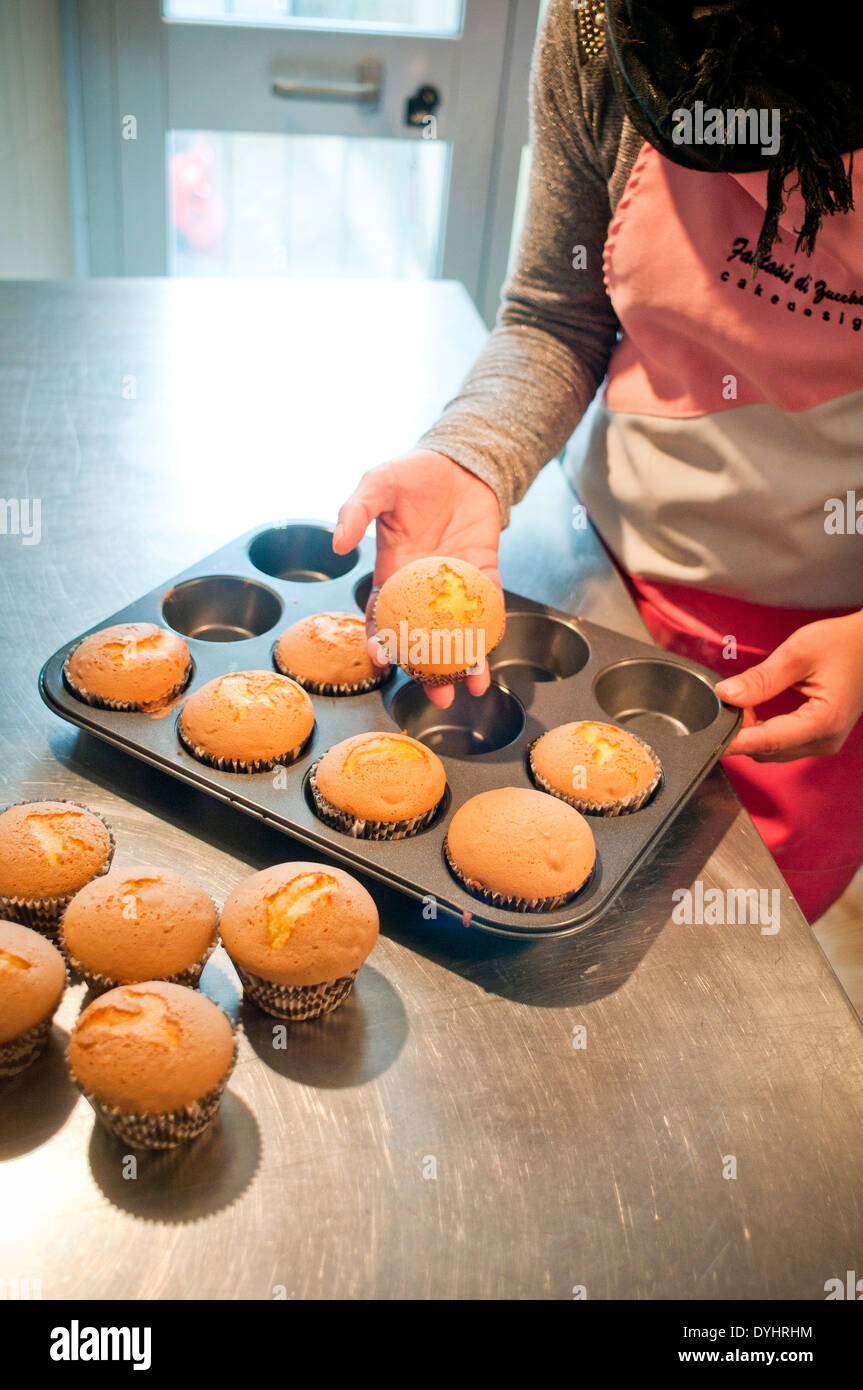 Woman Cupcakes Moule à partir de Banque D'Images