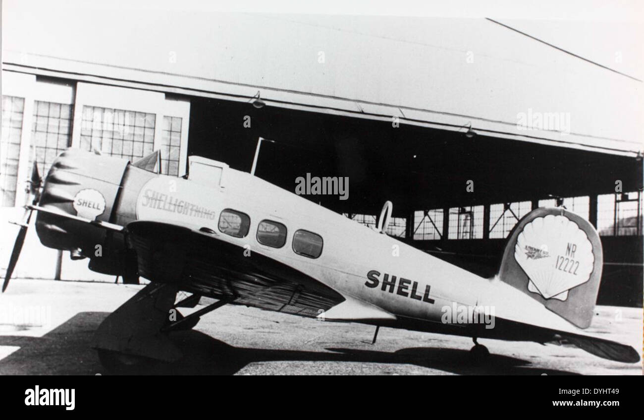 Shell Aviation Lockheed Corporation Modèle 9-C Orion des ''Shell'' de la foudre Banque D'Images