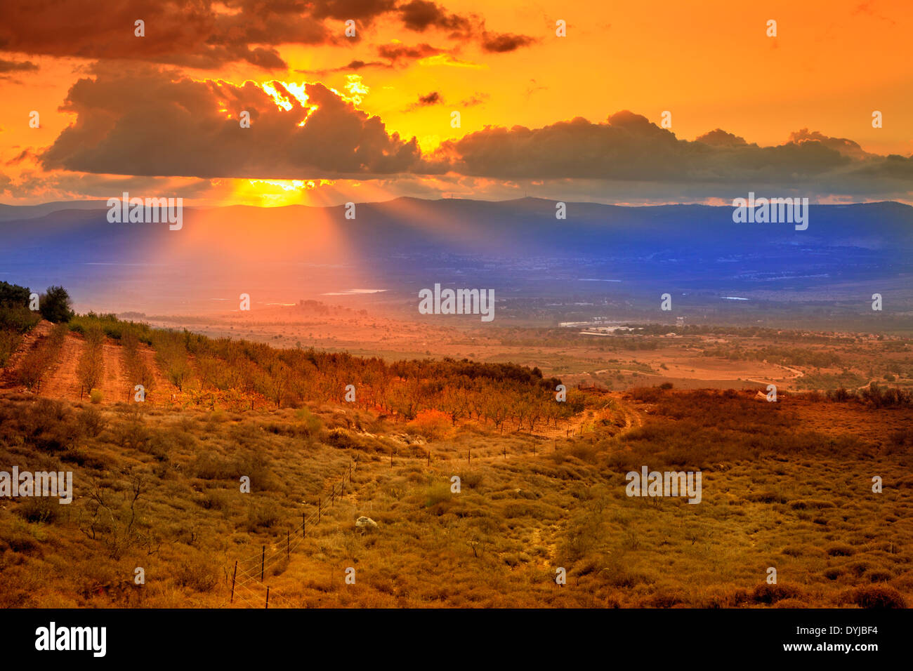 Coucher du soleil dans le nord du plateau du Golan en Israël Banque D'Images