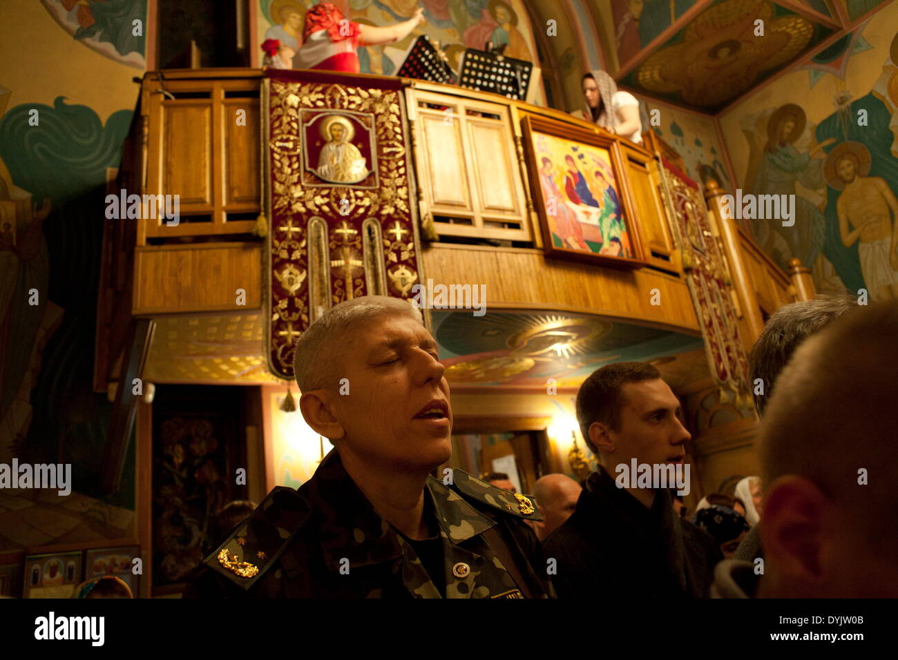 Messe de Pâques orthodoxe à Donetsk Banque D'Images