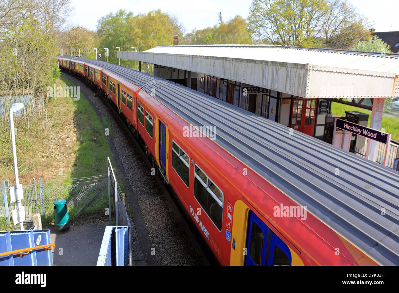 Gare ferroviaire Hinchley Wood, Surrey, Angleterre, Royaume-Uni. Banque D'Images