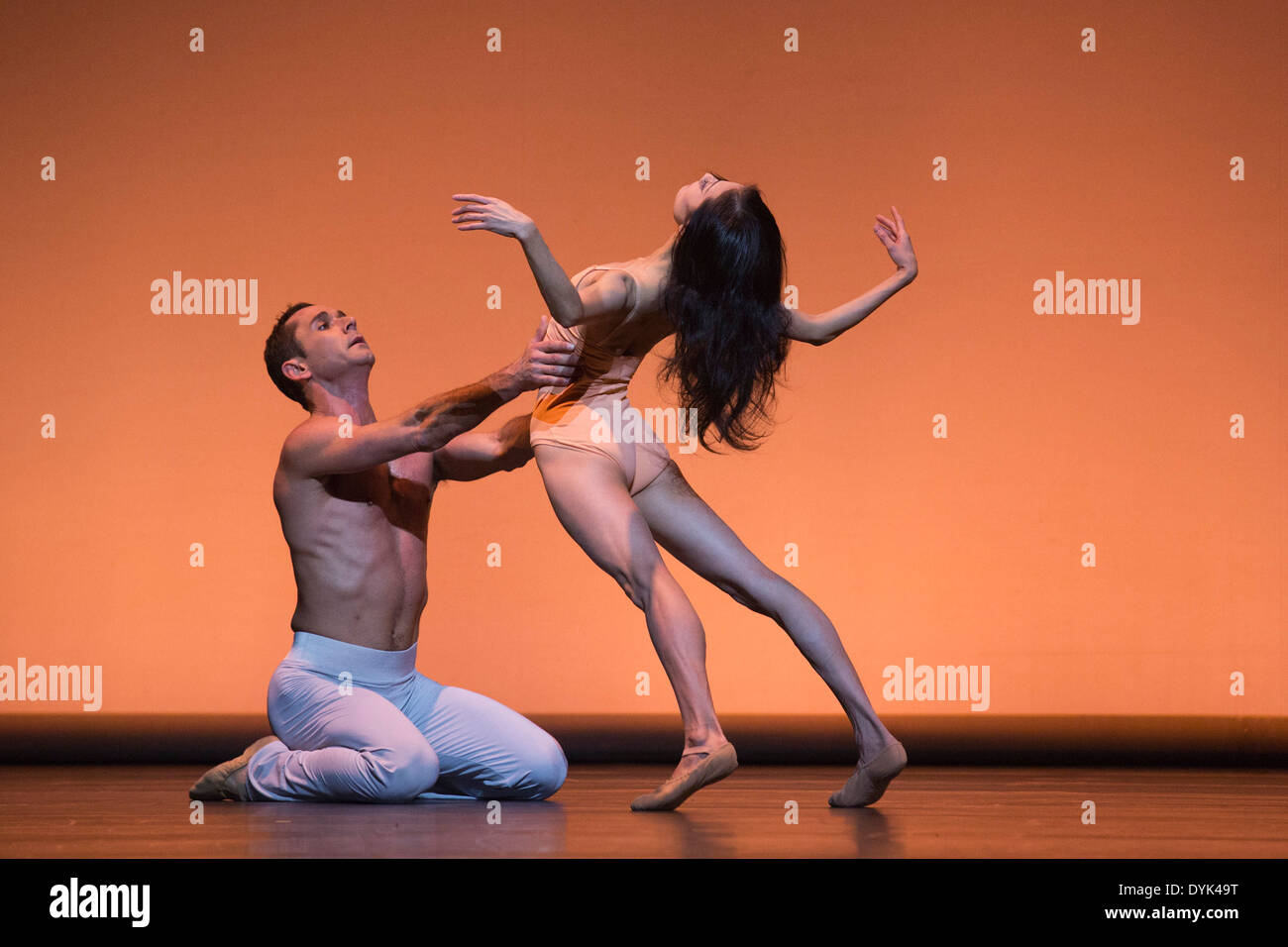 Après la pluie par Christopher Wheeldon avec danseurs Yuan Yuan Tan & Damian Smith. Banque D'Images