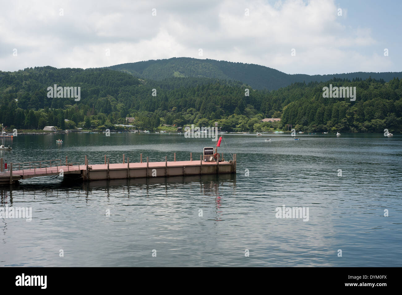 Le lac Ashinoko, Hakone, préfecture de Kanagawa, Japon Banque D'Images