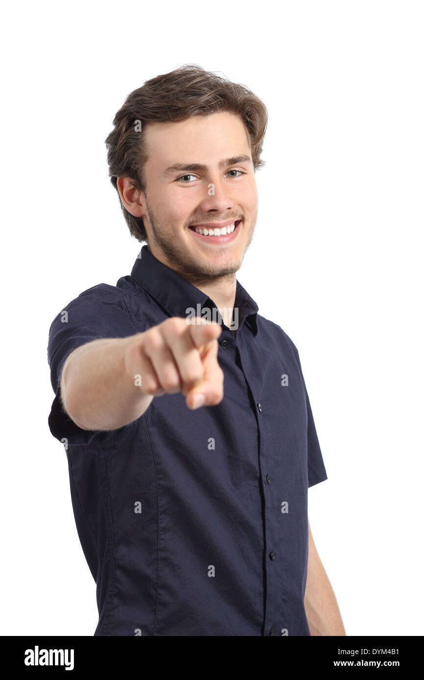 Handsome young man pointing at camera isolé sur fond blanc Banque D'Images