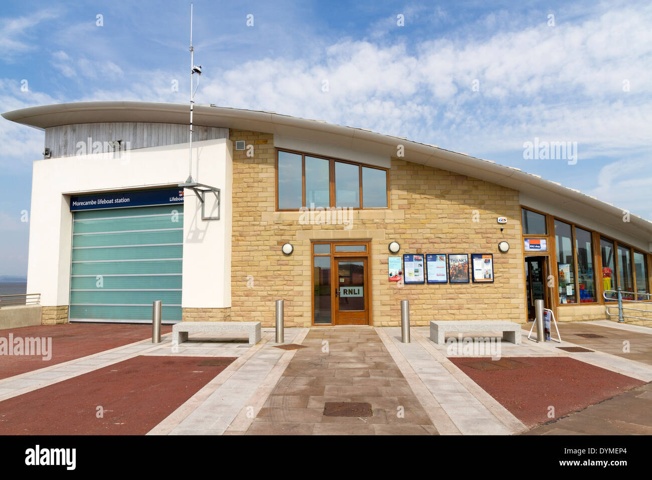 La nouvelle vie de la RNLI station de bateau dans la baie de Morecambe Banque D'Images