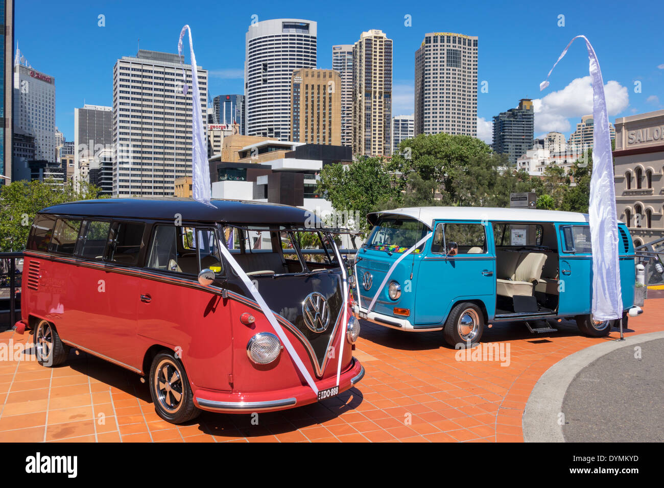 Sydney Australie,Circular Quay,gratte-ciel,ville Skyline,VW,Volkswagen,mini-van,classique,antique,véhicule,AU140308111 Banque D'Images