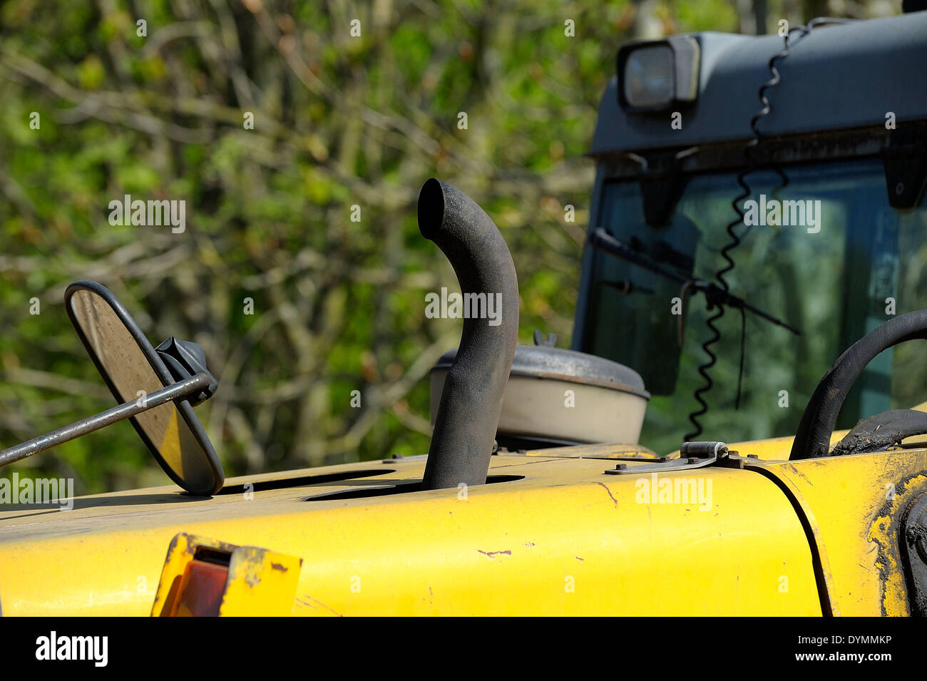 Tuyau d'échappement sur les machines agricoles England uk Banque D'Images