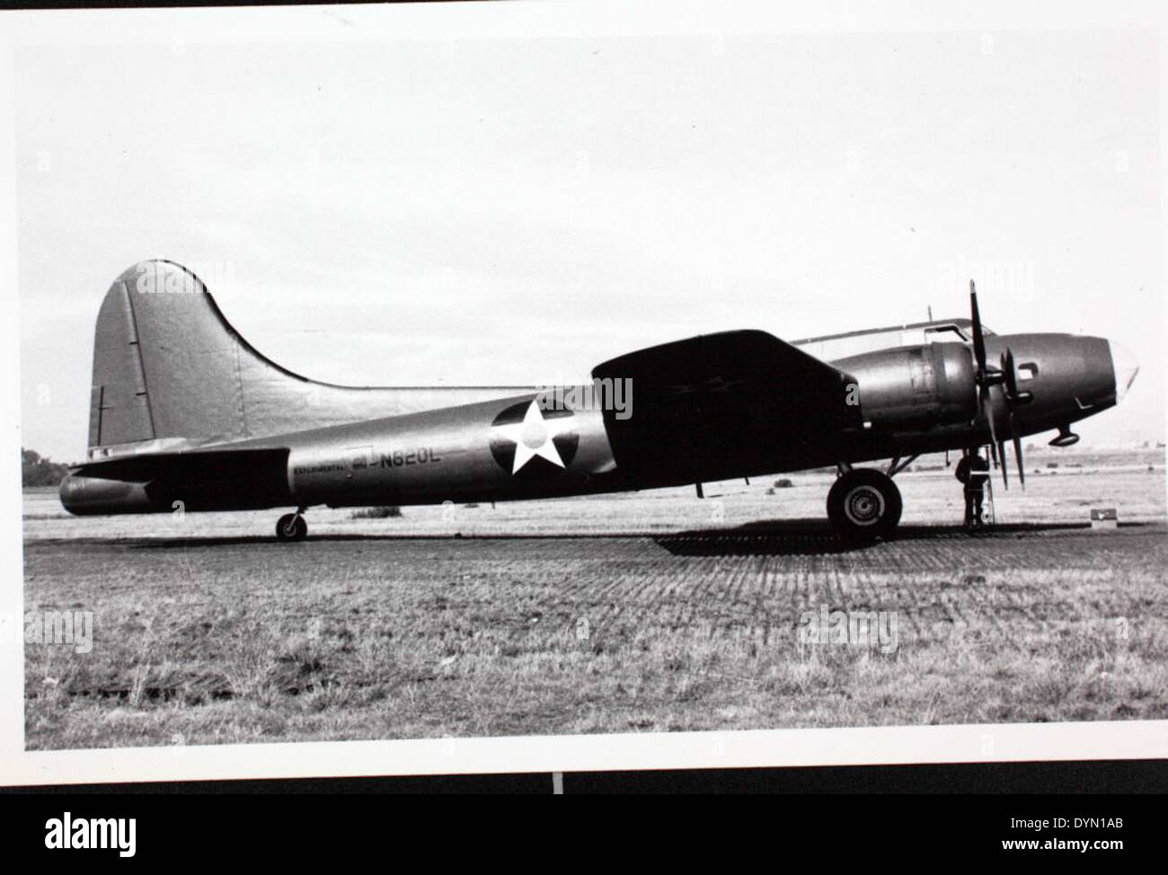 Boeing b17g flying fortress Banque de photographies et d’images à haute ...