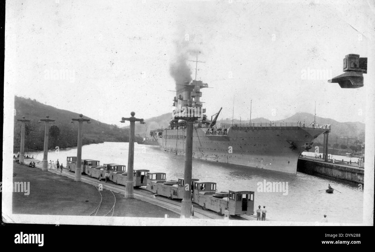 AL009A 127 USS Lexington Canal de Panama 1928 Banque D'Images