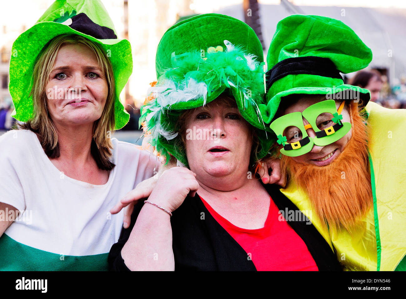 Les célébrations de la Saint-Patrick, Trafalgar Square, London, England, UK Banque D'Images