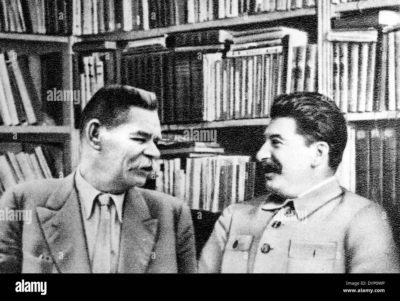 Joseph Staline (1878-1953), chef de l'Union soviétique et l'écrivain Maxime Gorki Banque D'Images