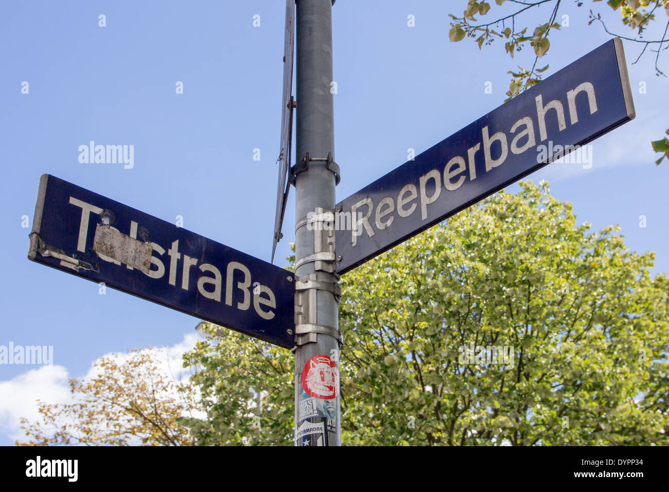 Les plaques de rue de la célèbre red light district Heimweg 3 rues et dans la Reeperbahn Sankt Pauli partie de Hambourg, Allemagne. Banque D'Images