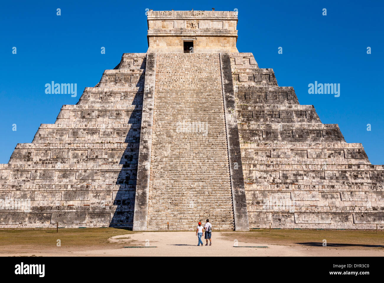 El Castillo, Chichen Itza site archéologique, Yucatan, Mexique Banque D'Images