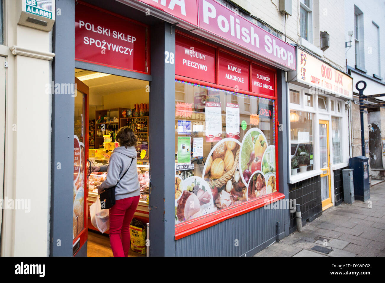 L'une des nombreuses boutiques destinées à la grande population de l'Europe de l'est à Boston, Lincolnshire Banque D'Images