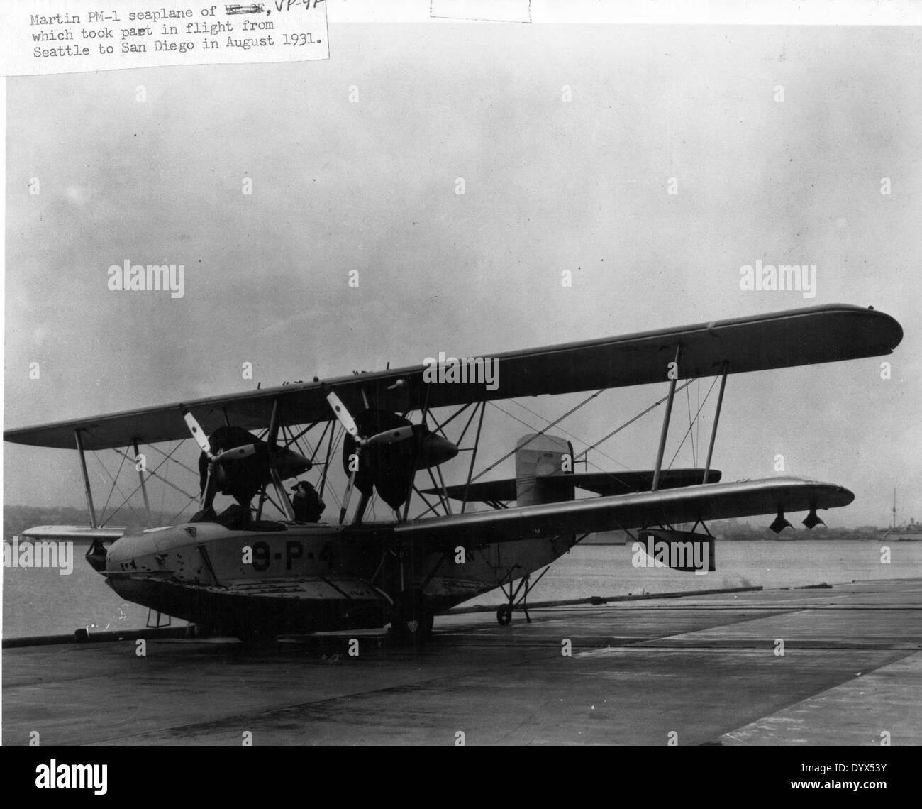 Le Martin PM-1, un premier hydravion de l'US Navy, est montré sur cette photo prise au NAS San Diego. L'avion, identifié comme A-8306, faisait partie du VP-9F et a été utilisé pour des missions de reconnaissance et anti-sous-marins pendant la IIe Guerre mondiale Banque D'Images