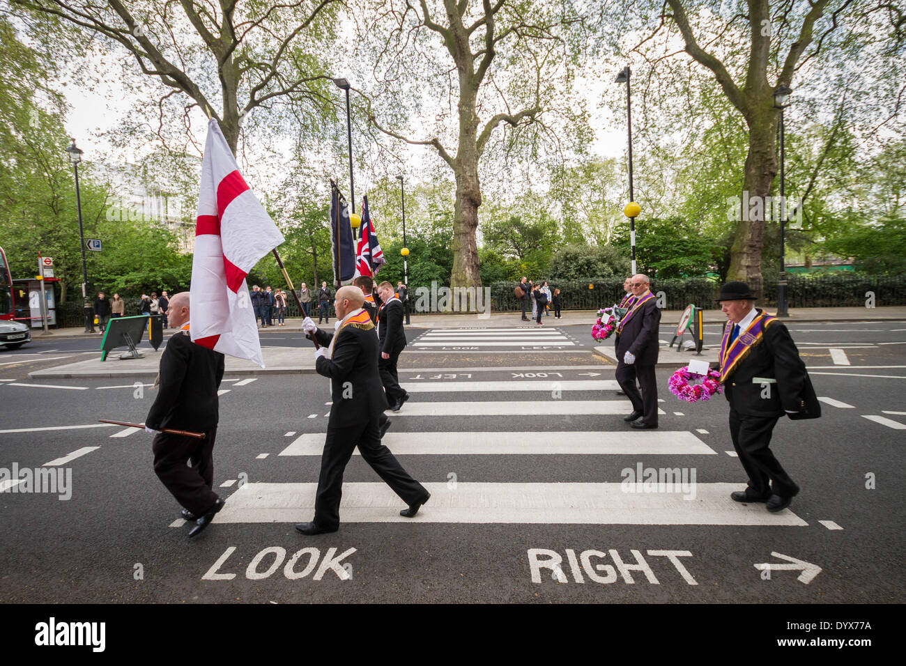 Londres, Royaume-Uni. Apr 26, 2014. Ville de London District St George's Day Parade Orange et Mars 2014 Crédit : Guy Josse/Alamy Live News Banque D'Images