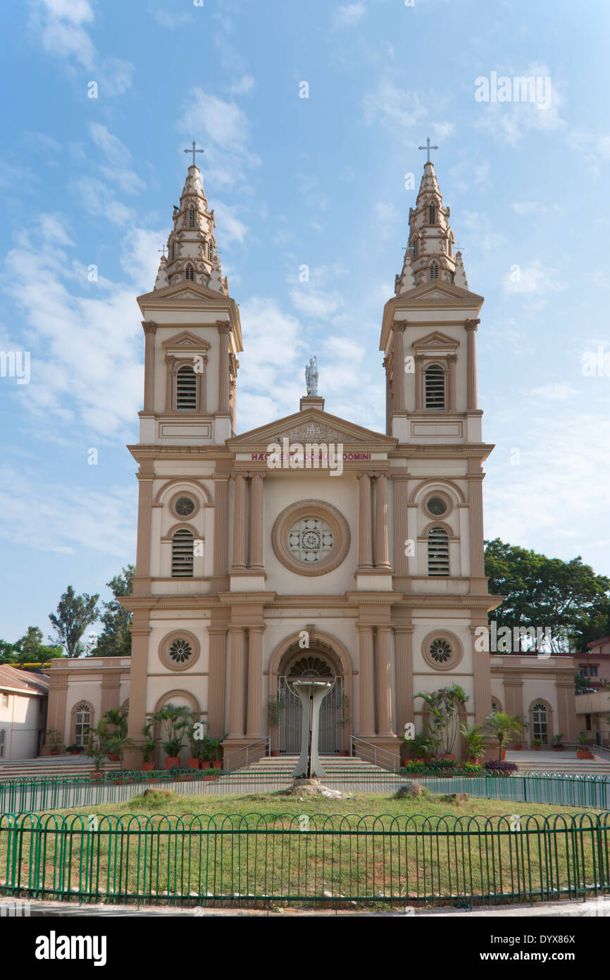 La Saint-Patrick, Église catholique romaine sur Museum Road, à Richmond Town, Bangalore, Karnataka, Inde Banque D'Images