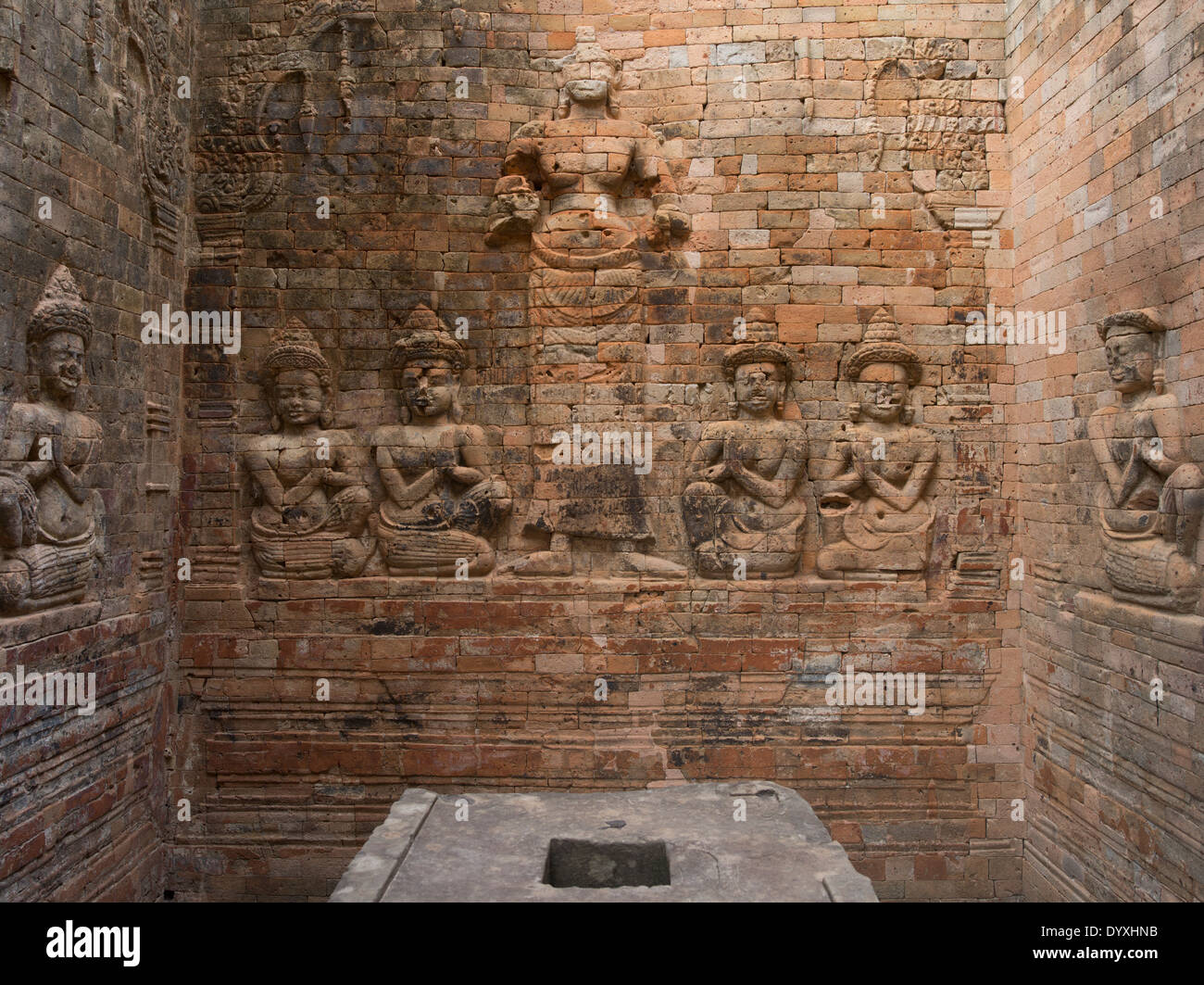 Prasat Kravan un temple hindou construit de brique. Siem Reap, Cambodge Banque D'Images