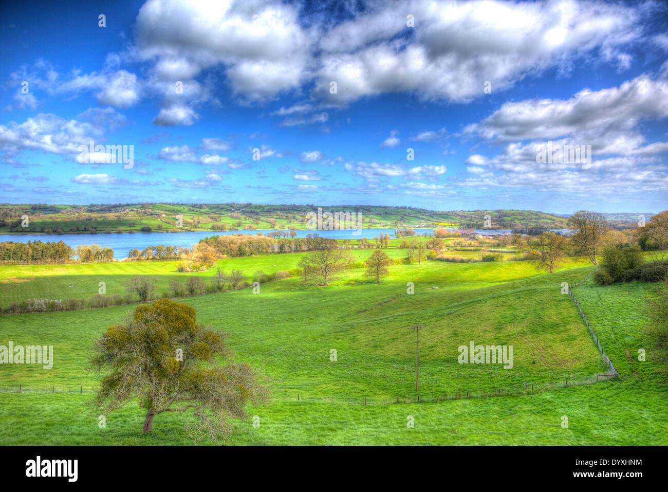Blagdon Lake Somerset England UK en HDR colorés Banque D'Images