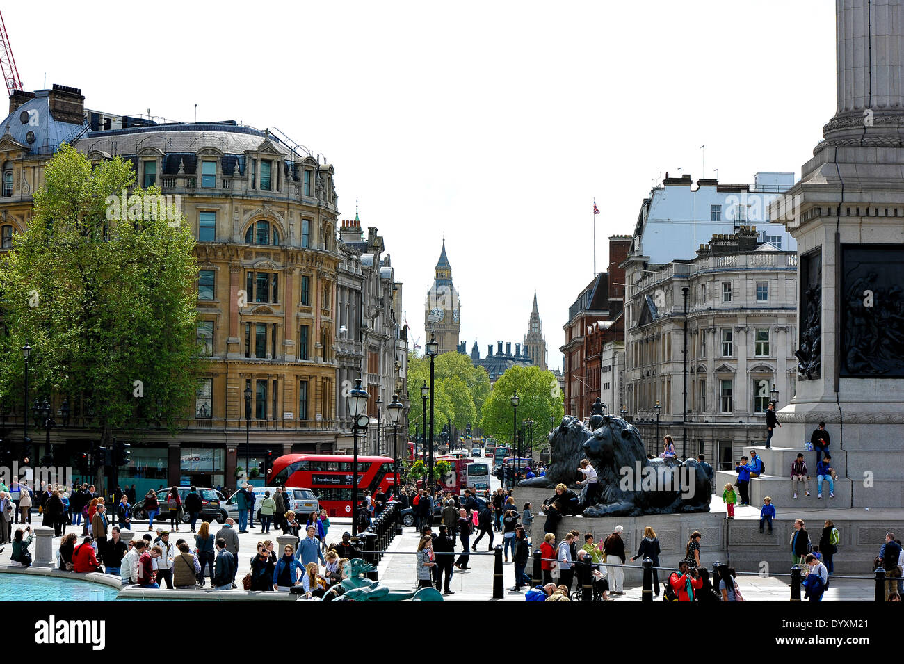 Les gens profiter d'un week-end ensoleillé dans la région de London, Londres, Royaume-Uni, le 26 avril 2014 Banque D'Images