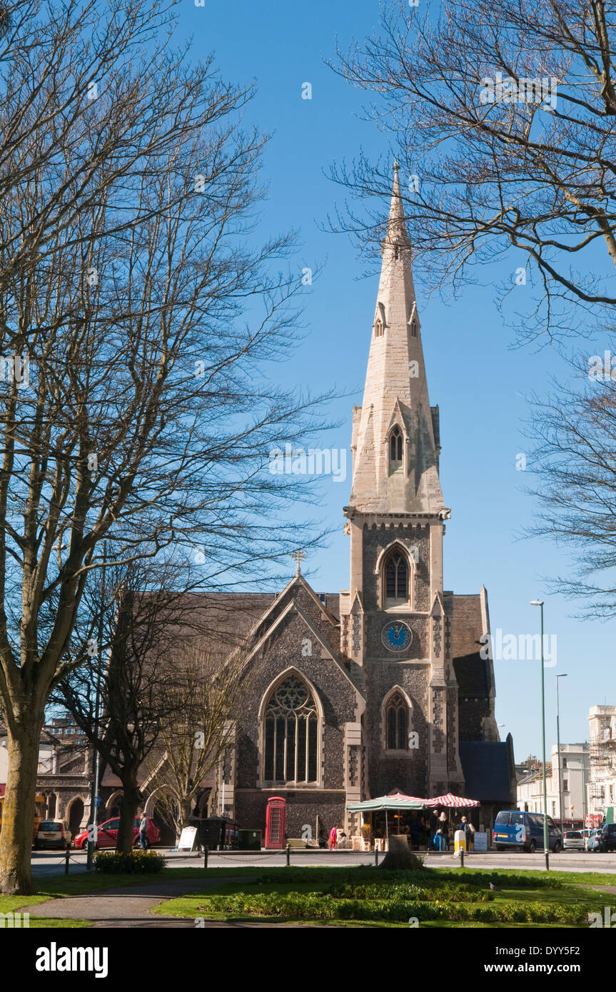 Le style gothique, Grade II Liste St John the Baptist Church à Hove, East Sussex Banque D'Images