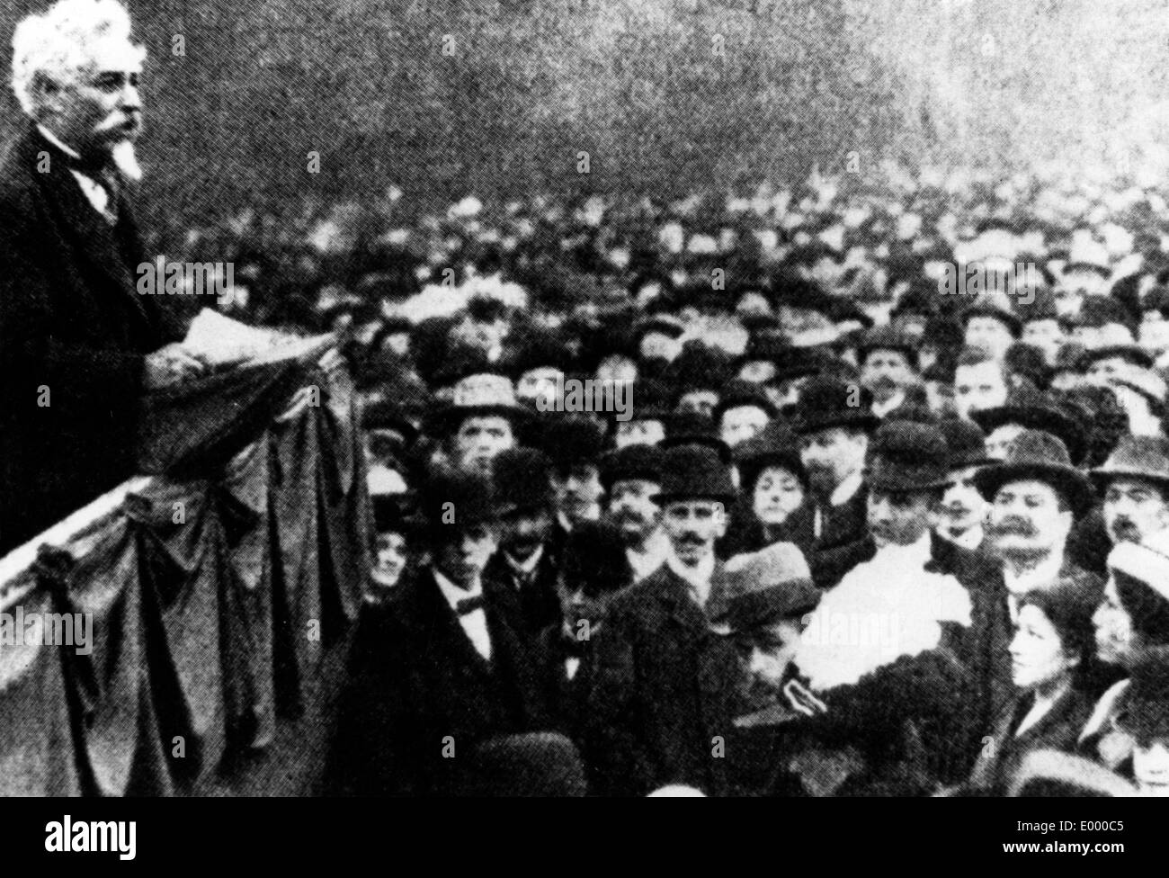 Les travailleurs de l'industrie de l'armement en grève, 1918 Banque D'Images