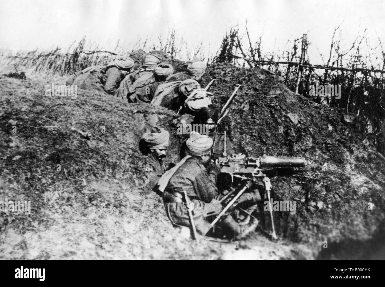 Des soldats indiens dans une tranchée, 1915 Banque D'Images