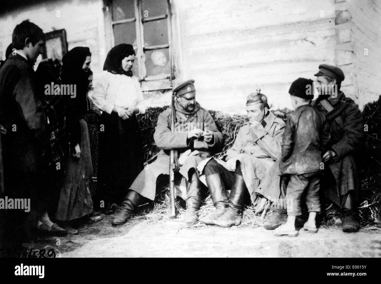 Soldats allemands en captivité de guerre russe Banque D'Images