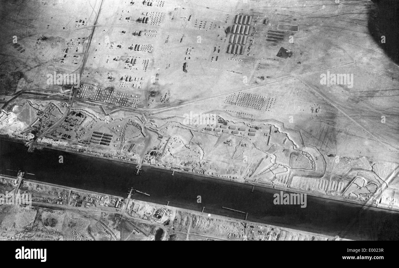 Vue aérienne du Canal de Suez, 1917 Banque D'Images