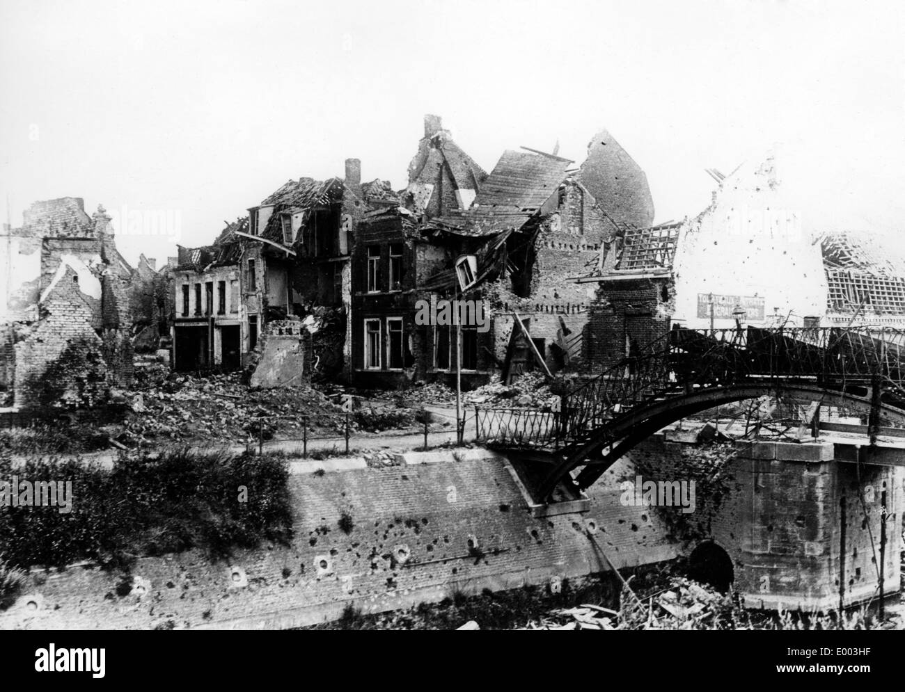 Le village détruit de La Bassée, 1914 Banque D'Images