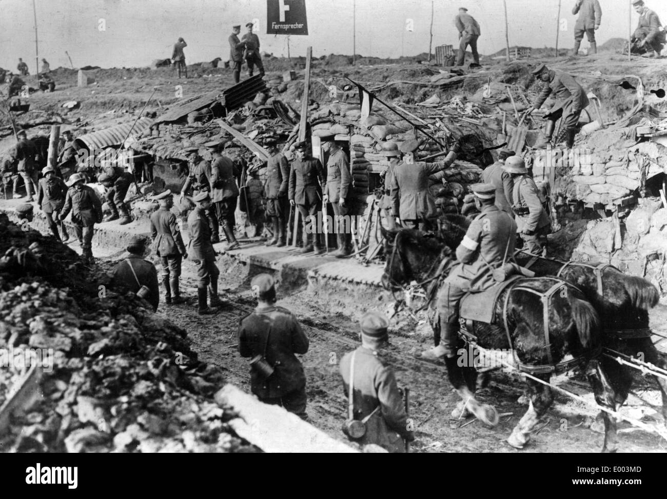 Pirogue allemande au Western Front, 1918 Banque D'Images