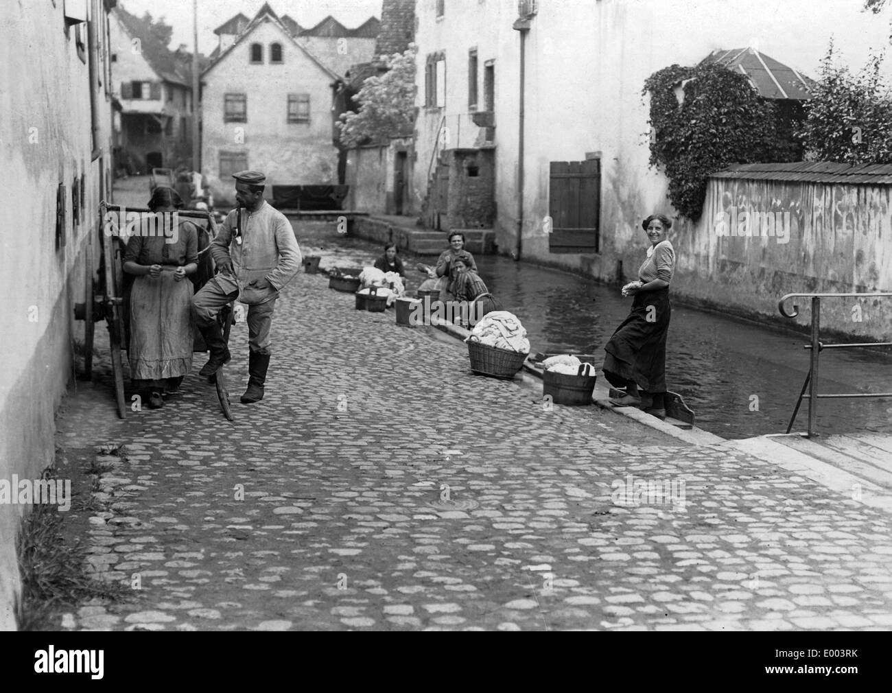La vie du village dans les Vosges au cours de la Première Guerre mondiale, 1916 Banque D'Images