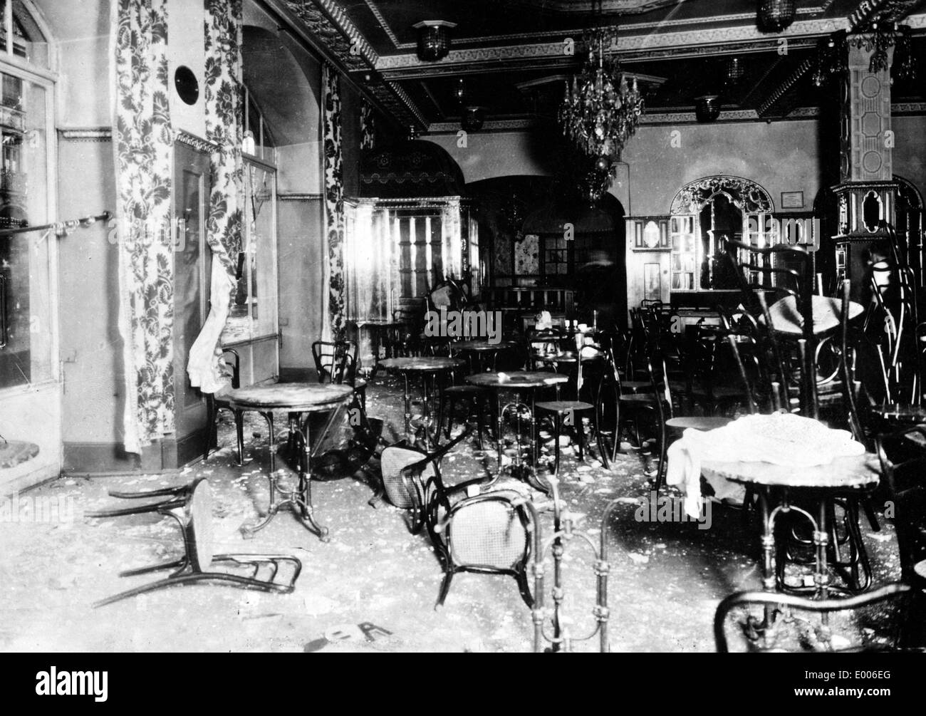 Des émeutes dans un café de Munich, 1914 Banque D'Images