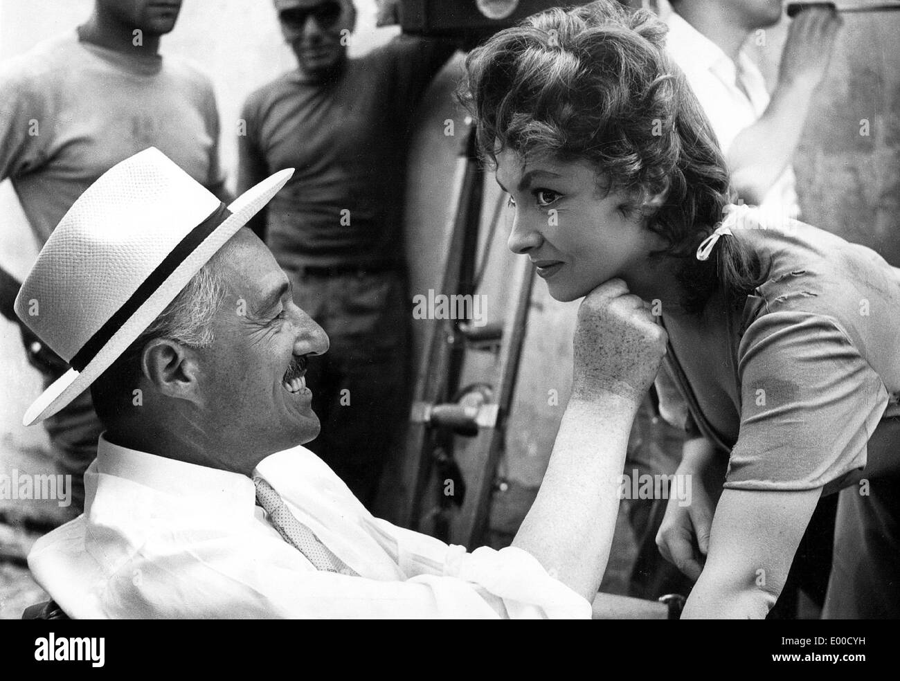 Vittorio de Sica et Gina Lollobrigida au tournage de "Pain, Amour et jalousie', 1954 Banque D'Images