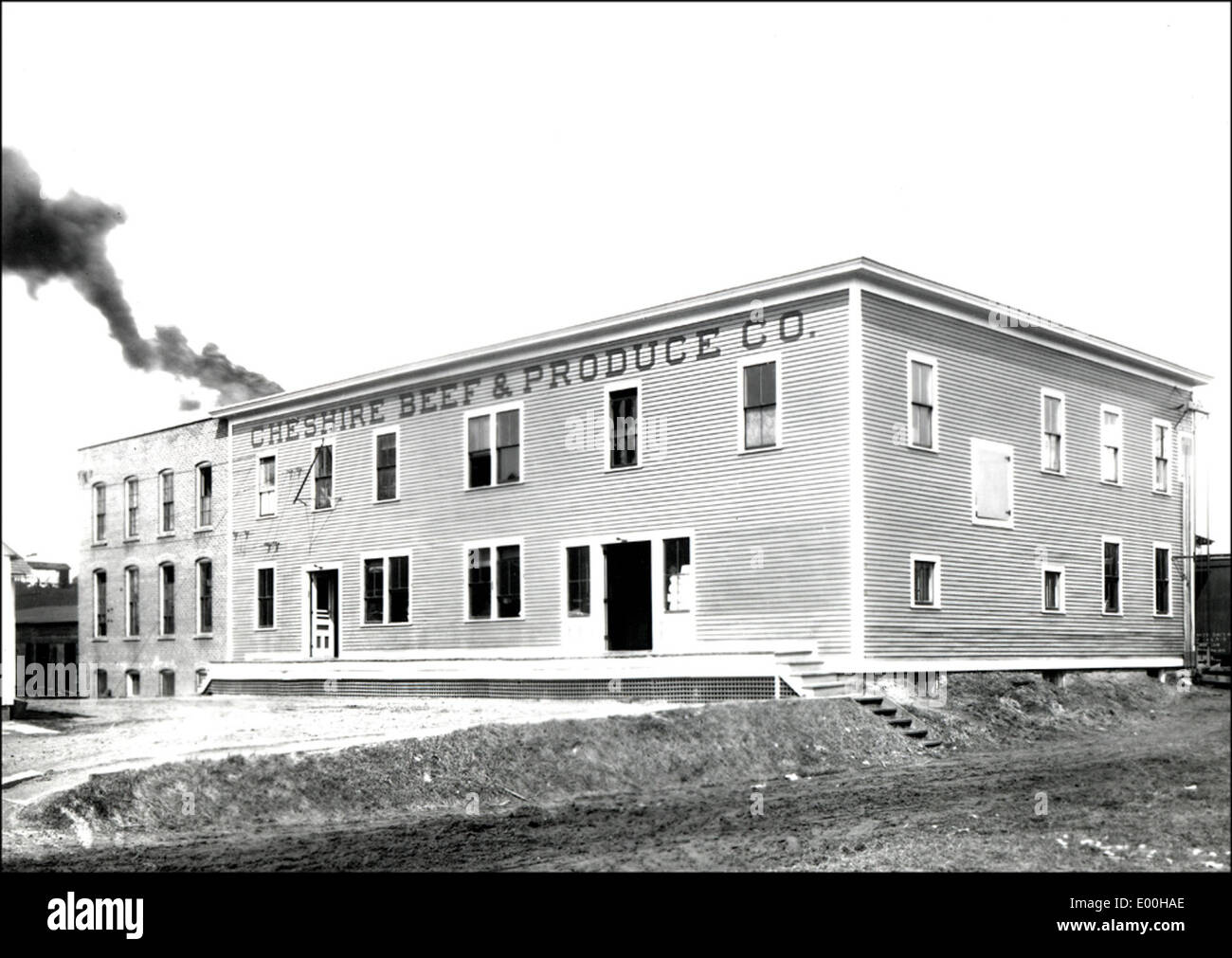 Cheshire Beef & Produce Company, située à Keene, dans le New Hampshire, est une entreprise agricole historique spécialisée dans le bœuf et les produits locaux. L’entreprise joue un rôle clé dans l’économie locale et l’industrie alimentaire depuis plusieurs décennies. Banque D'Images