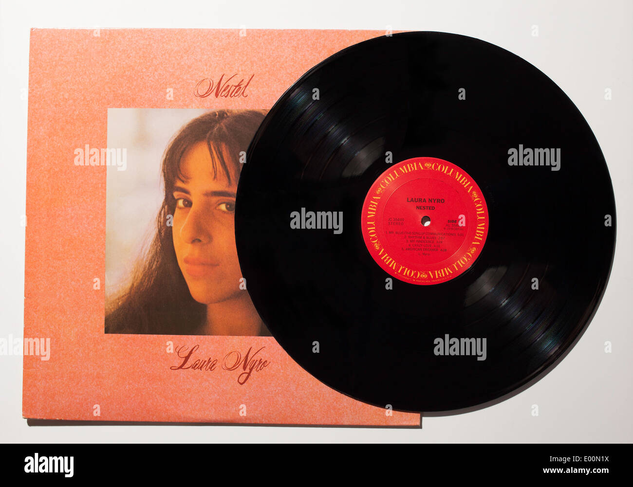 L'enregistrement de l'album vintage de Laura Nyro est niché sur Columbia Records, 1976. Banque D'Images