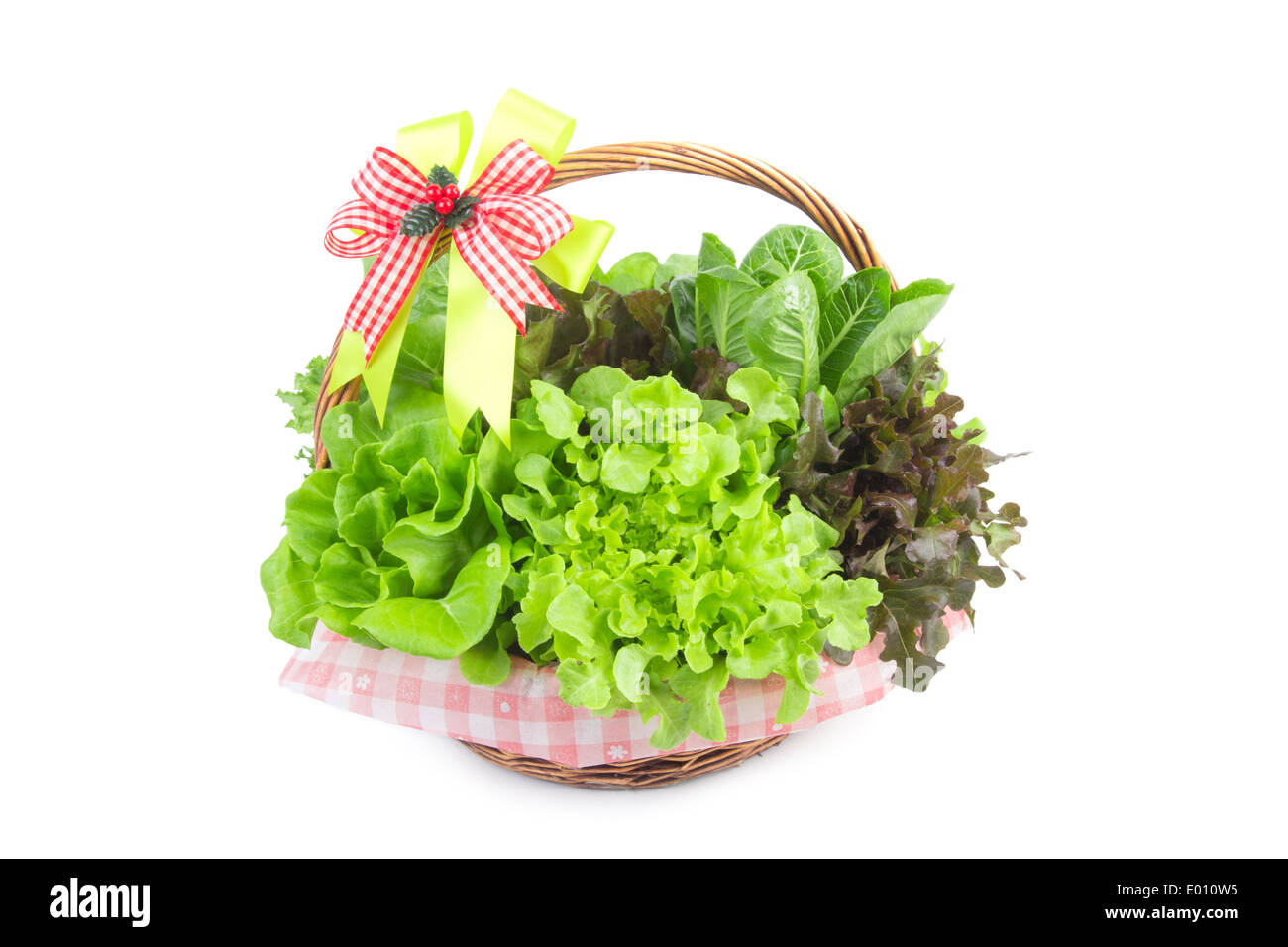 Légumes hydroponiques biologiques arrangement isolé sur fond blanc Banque D'Images
