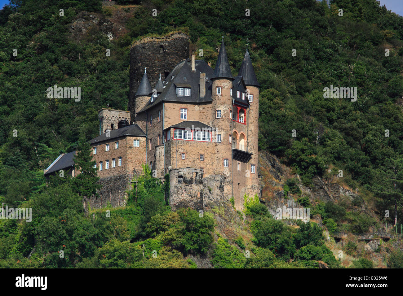 Photo de Katz château surplombant le Rhin au-dessus du fleuve Sendenhorst, Allemagne Banque D'Images