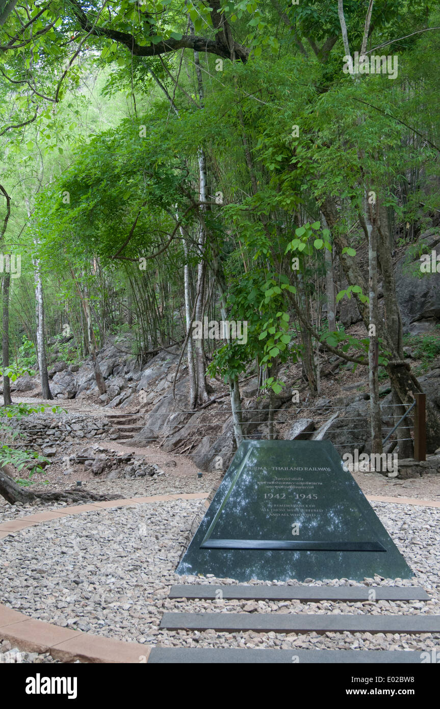 Un mémorial à 'Hellfire Pass' sur la coupe de fer de la mort, Kanchanaburi, Thaïlande Banque D'Images