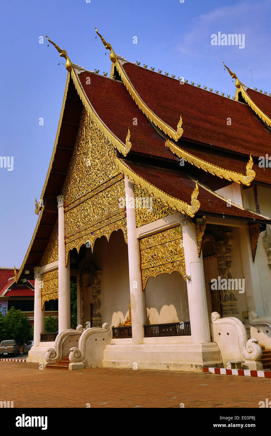 Wat Chedi Luang temple à Chiang Mai, Thaïlande Banque D'Images
