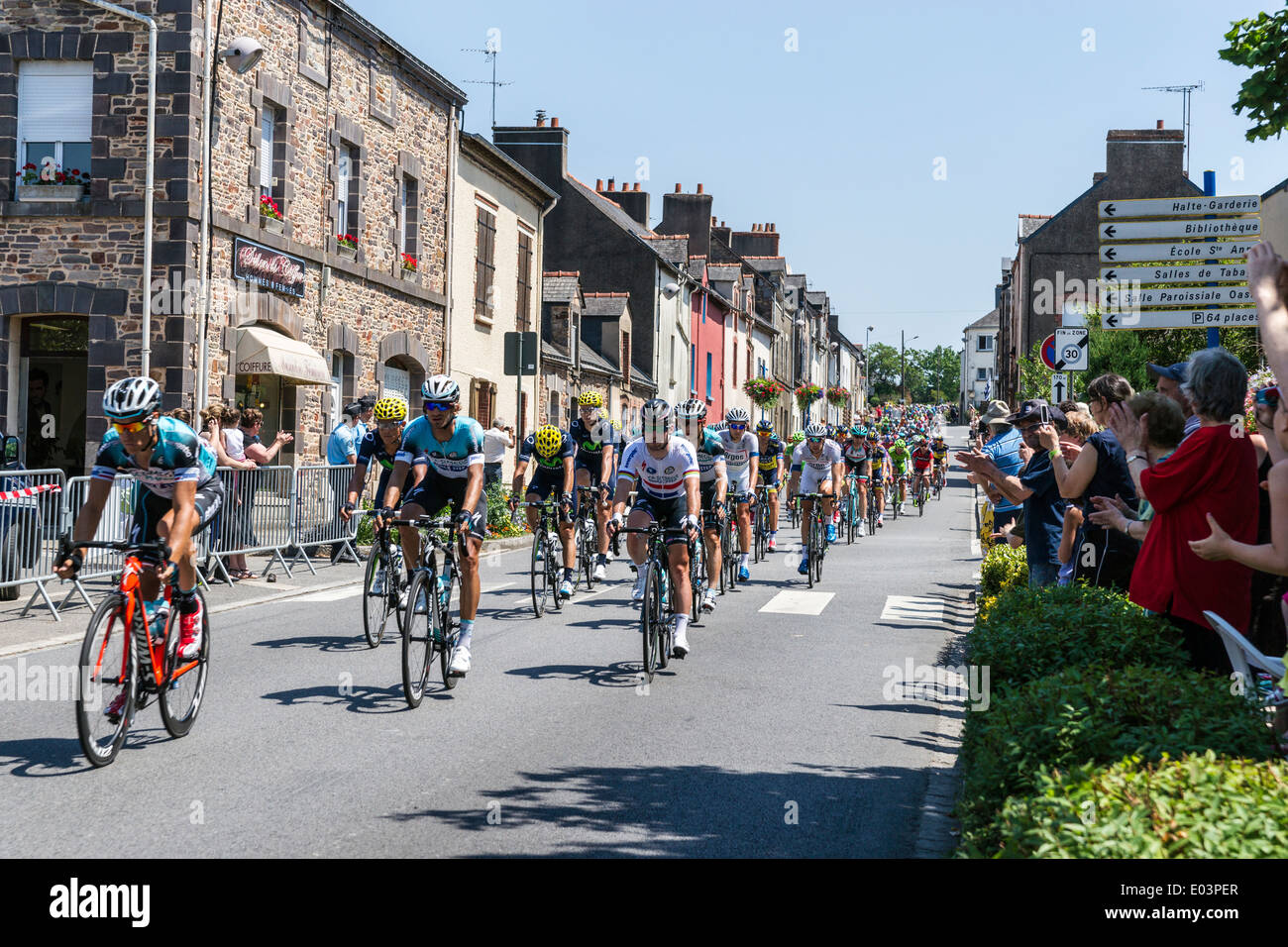 Tour de France 2013 à Saint-Nicolas-de-Redon une commune française, située dans le département de l'ouest de la France. Banque D'Images