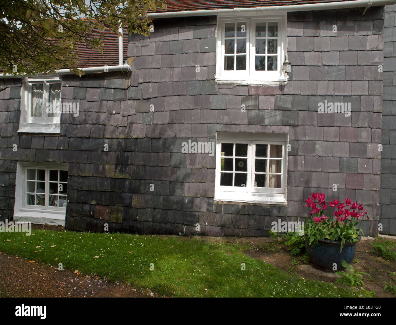 Maison en ardoise Banque de photographies et d’images à haute