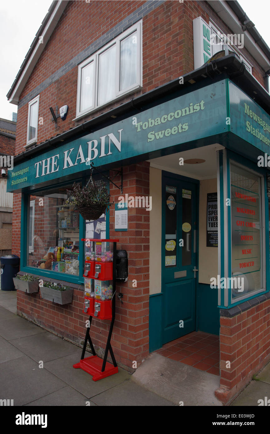 L'Kabin corner shop sur l'ensemble de Coronation Street,UK TV le plus ancien opéra de savon Banque D'Images