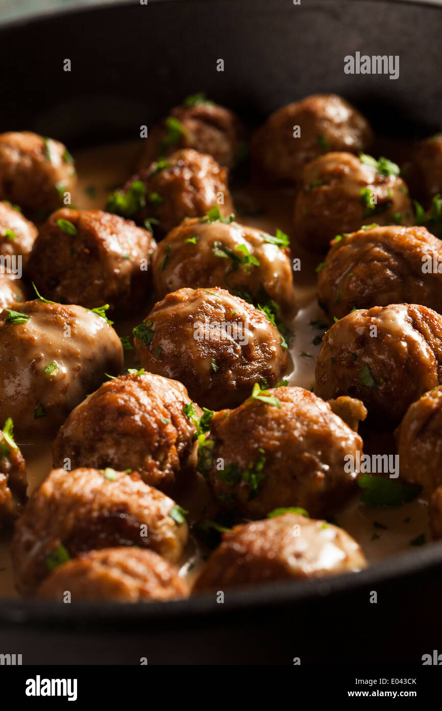 Des boulettes de viande suédoises à la crème et persil Banque D'Images