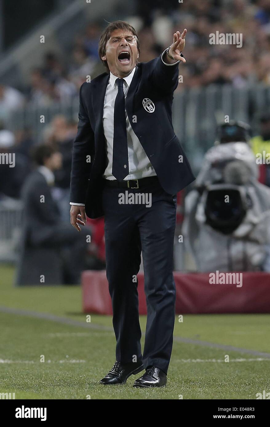 Turin, Italie. 01 mai, 2014. L'UEFA Europa League. 2e demi-finale de la jambe. La Juventus contre Benfica. Antonio Conte, l'entraîneur de la Juventus : Action Crédit Plus Sport/Alamy Live News Banque D'Images