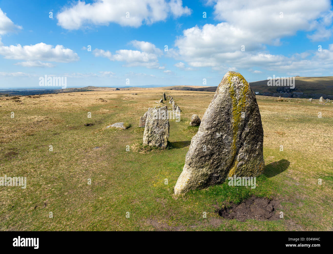 Lignes de pierre préhistoriques à Merrivale sur le parc national du Dartmoor dans le Devon Banque D'Images