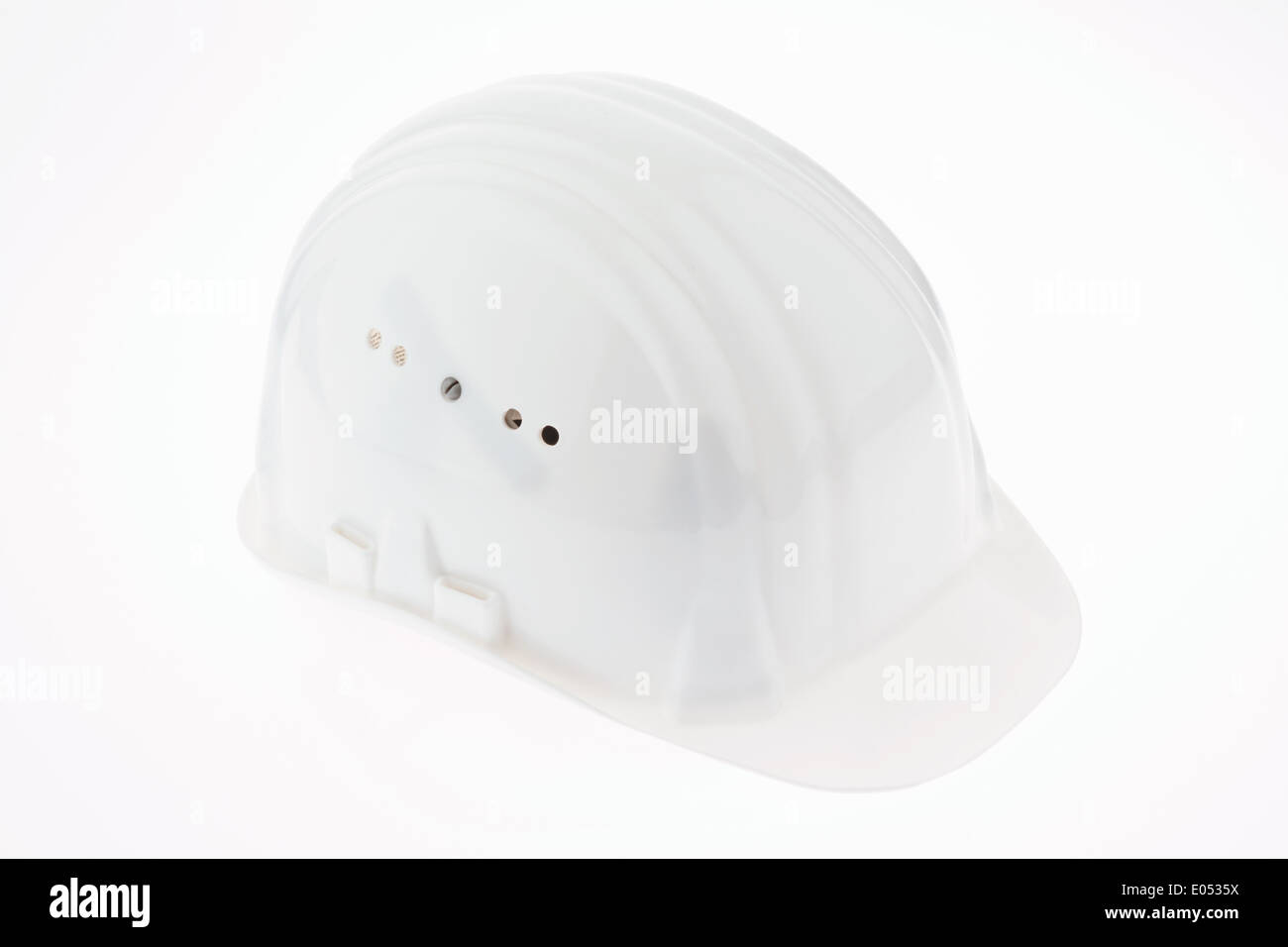 La construction d'un casque de chantier isolats sur fond blanc, von Bauhelm Poliers isoliert auf weissem Hintergrund Banque D'Images
