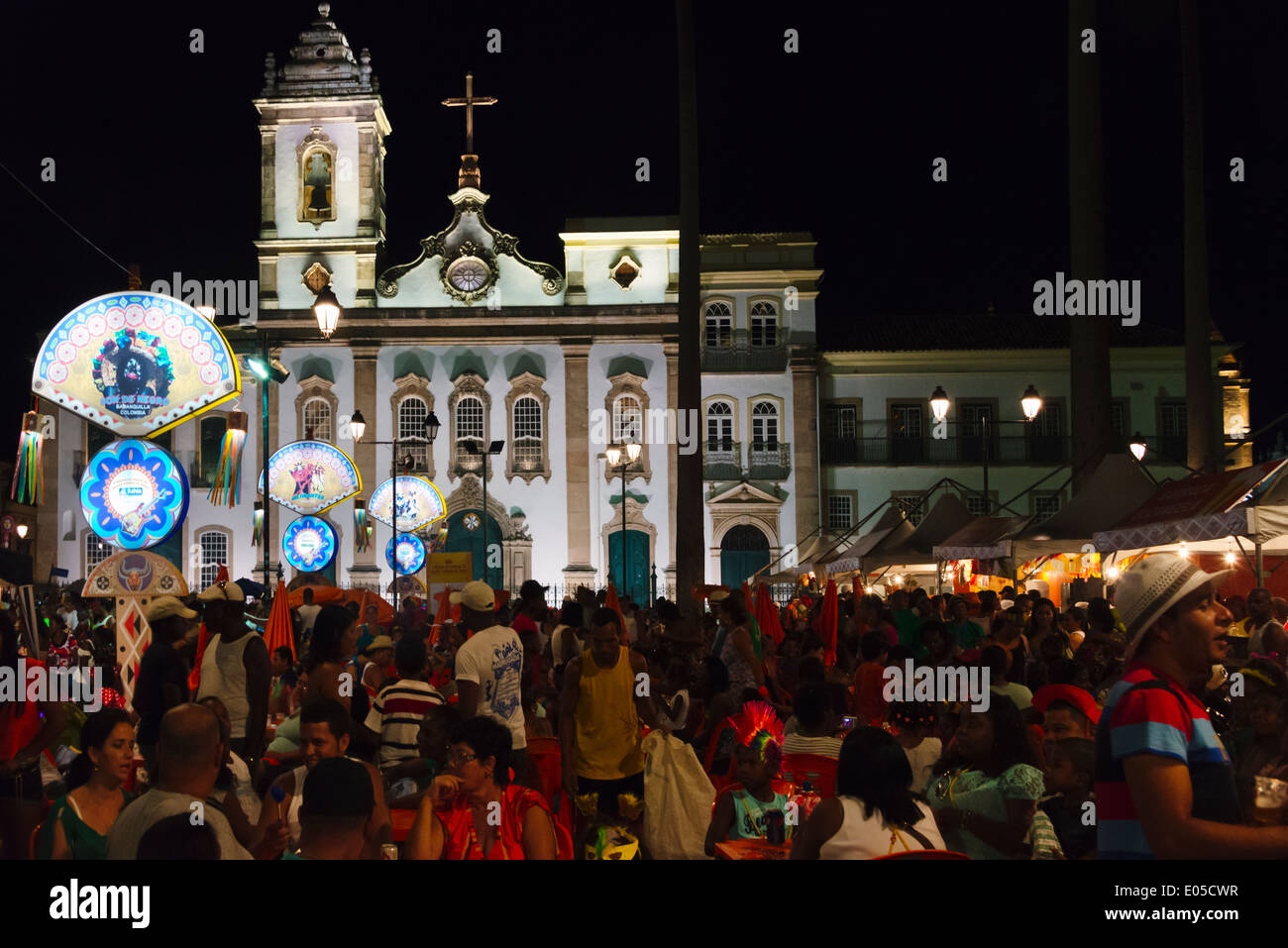 Défilé du carnaval dans le quartier de Pelourinho, Salvador (site du patrimoine mondial de l'UNESCO), l'Etat de Bahia, Brésil Banque D'Images