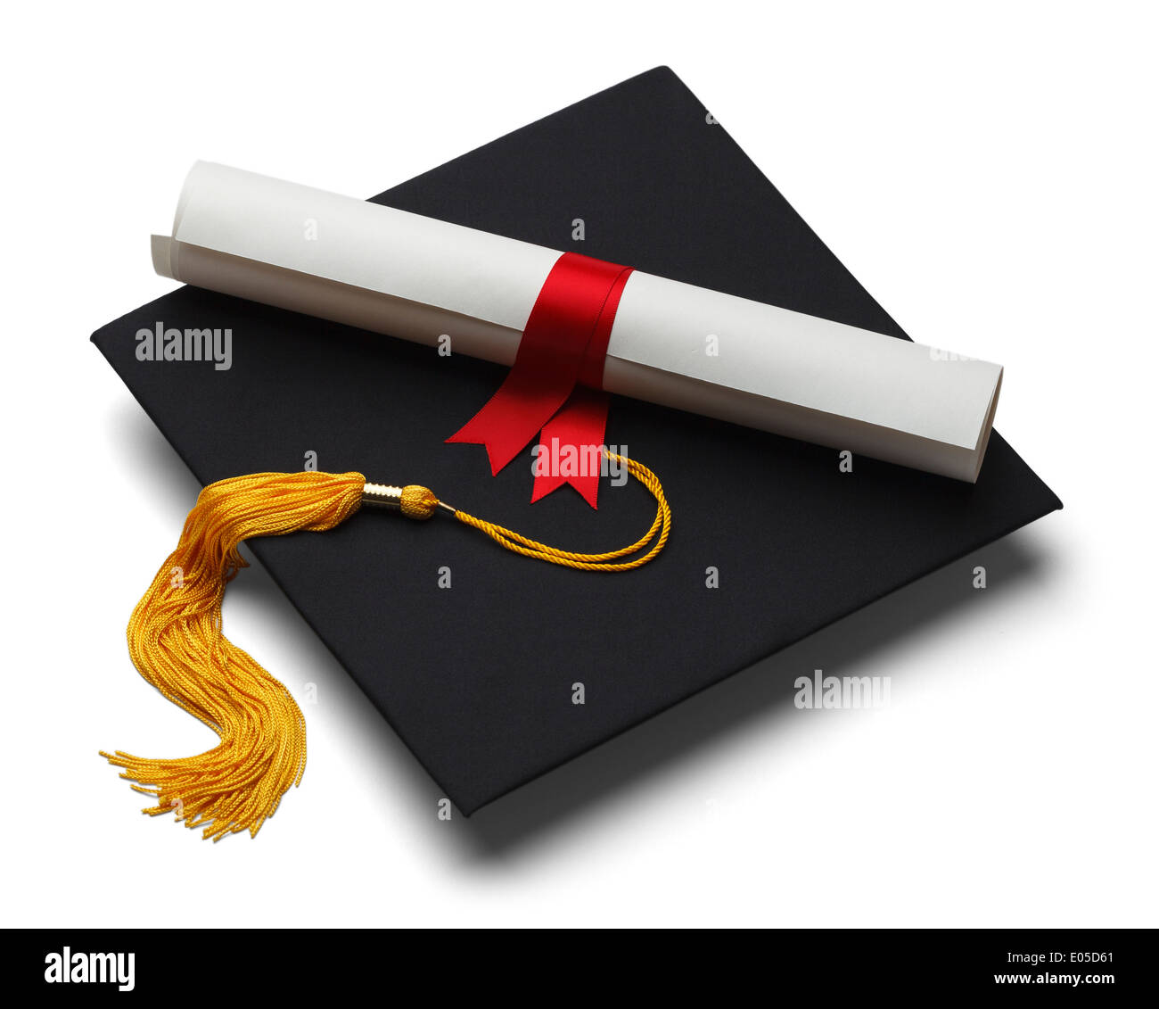 Graduation Hat noir avec degré isolé sur fond blanc. Banque D'Images